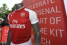 Arsenal-Home-Kit-2017-2018