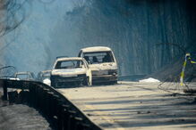 Na estrada 236-1 foram  encontradas 47 pessoas mortas, a maioria carbonizada e no interior das viaturas que se despistaram