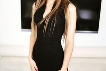 Nina Skye foi despedida do emprego como educadora de infância depois de se recusar a abandonar a carreira de atriz porno