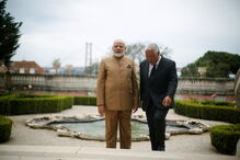 primeiro-ministro português, António Costa, Portugal-India Business Hub, Agência para o Investimento e Comércio Externo de Portugal, primeiro-ministro indiano, primeiro-ministro da Índia, Narendra Modi, Portugal, Universidade do Minho, Laboratório Ibérico Internacional de Nanotecnologia de Braga, Lojas do Cidadão, Bangalore, Institutos Indianos de Tecnologia de Gandhinagar, Rrorkee e Madras, Fundação para a Ciência e Tecnologia, Governos