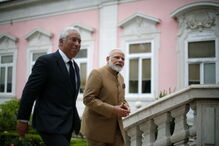 primeiro-ministro português, António Costa, Portugal-India Business Hub, Agência para o Investimento e Comércio Externo de Portugal, primeiro-ministro indiano, primeiro-ministro da Índia, Narendra Modi, Portugal, Universidade do Minho, Laboratório Ibérico Internacional de Nanotecnologia de Braga, Lojas do Cidadão, Bangalore, Institutos Indianos de Tecnologia de Gandhinagar, Rrorkee e Madras, Fundação para a Ciência e Tecnologia, Governos