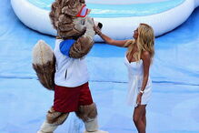 Victoria Lopyreva, Taça das Confederações, Rússia, Mundial, beldade