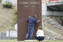 Inscrições no monumento a Cosme Damião foram removidas