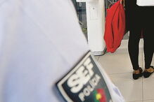 Polícia Judiciária, PJ, SEF, imigrantes, ilegais, Segurança Social, funcionárias