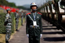 Parada militar em Hong Kong