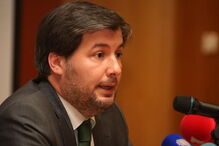 2017-06-30_16_51.30 2012 conferencia de imprensa no isg.jpg