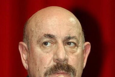 Armando Silva Carvalho, poeta, Santa Casa da Misericórdia das Caldas da Rainha, Porto Editora, Olho Marinho, Óbidos, A Sombra do Mar, Assírio & Alvim, questões sociais, morte, política, autoridades locais