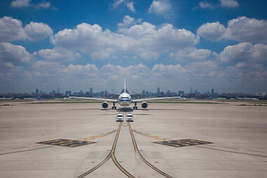 Aeroporto Internacional de Xangai, Qiu, China, Guangzhou, China Southern Airlines, economia, negócios e finanças, questões sociais, transportes, aviação