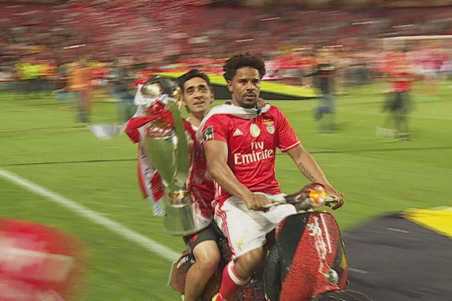 eliseu, jogadro, benfica, defesa, contrato, renova, lateral esquerdo, mota, vespa