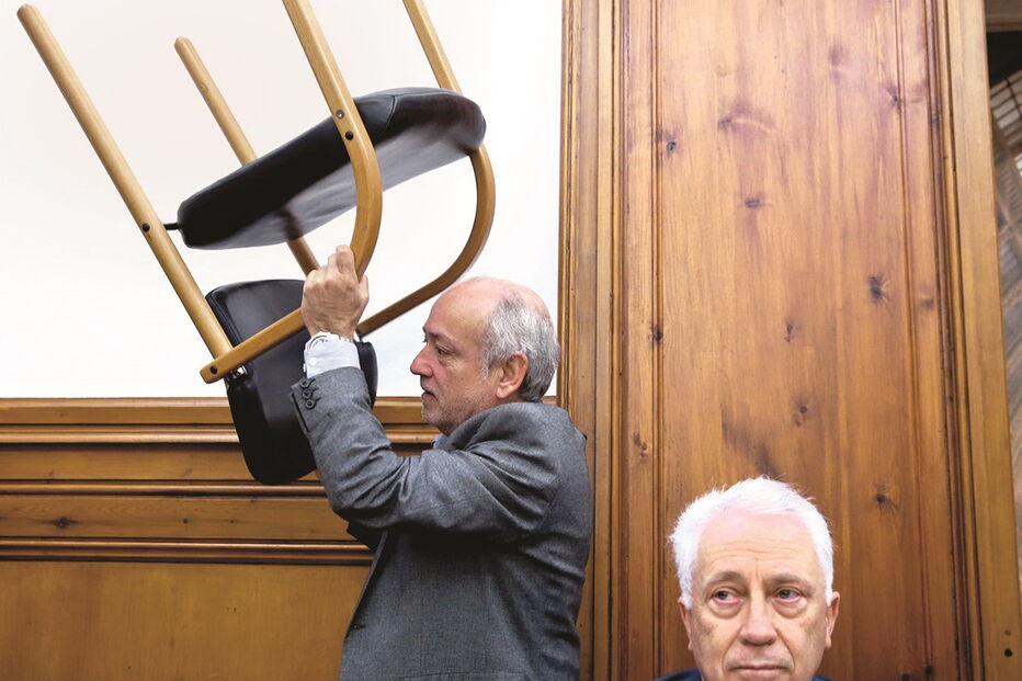 Instituição liderada por Carlos Costa quer que os bancos avaliem a capacidade de os devedores pagarem empréstimos   