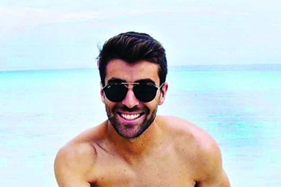 André Santos na praia