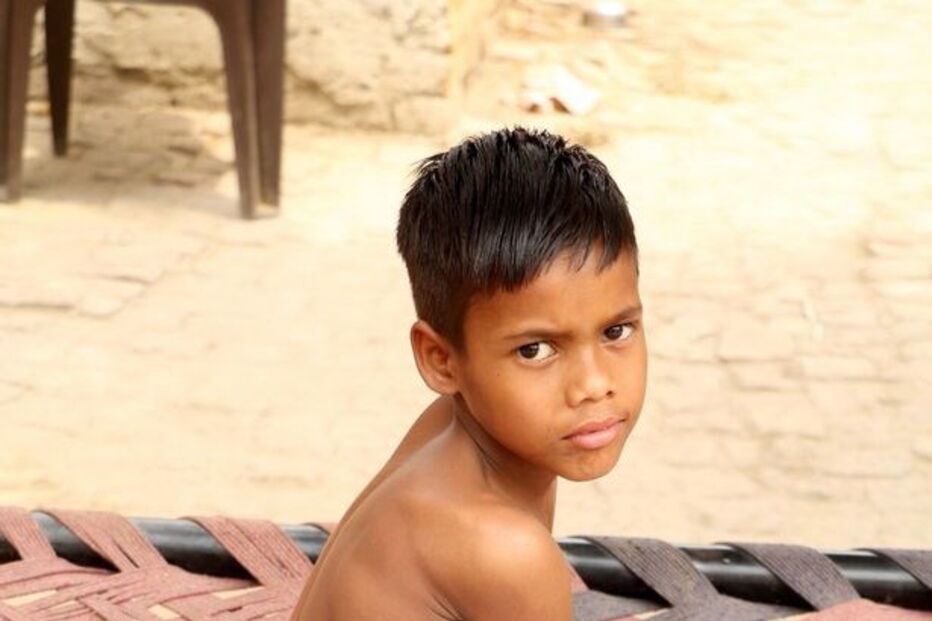 menino macaco, Índia, 