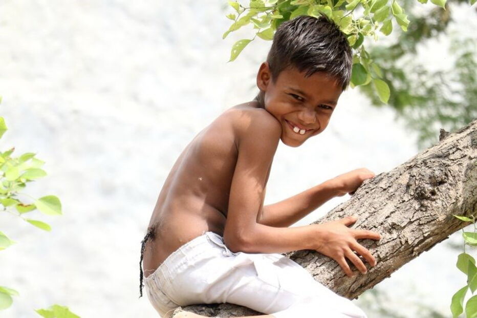 menino macaco, Índia, 