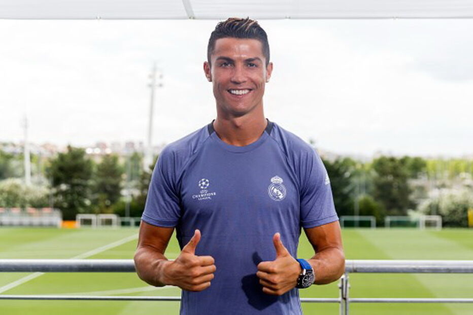 Cristiano Ronaldo, mundo, atleta, pago, milhões, Forbes, 12 meses
