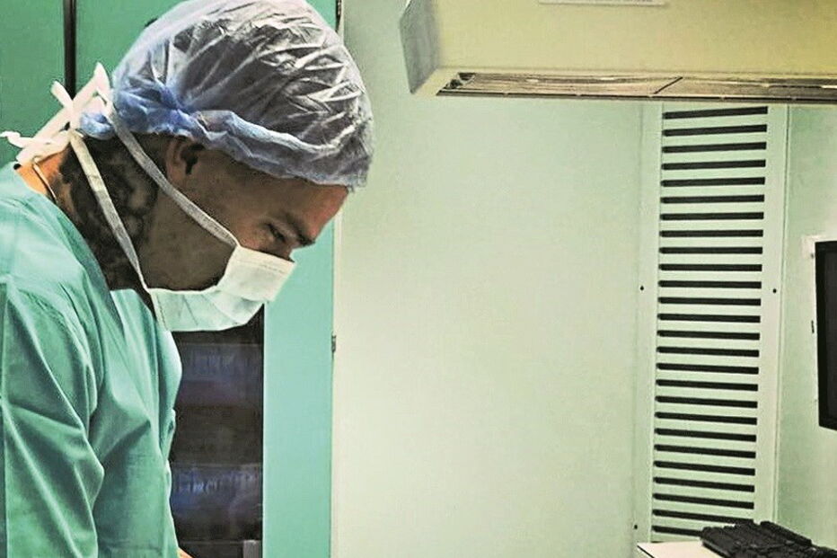 Ederson Moraes, futebol, desporto, menina, guarda-redes, vida, filha