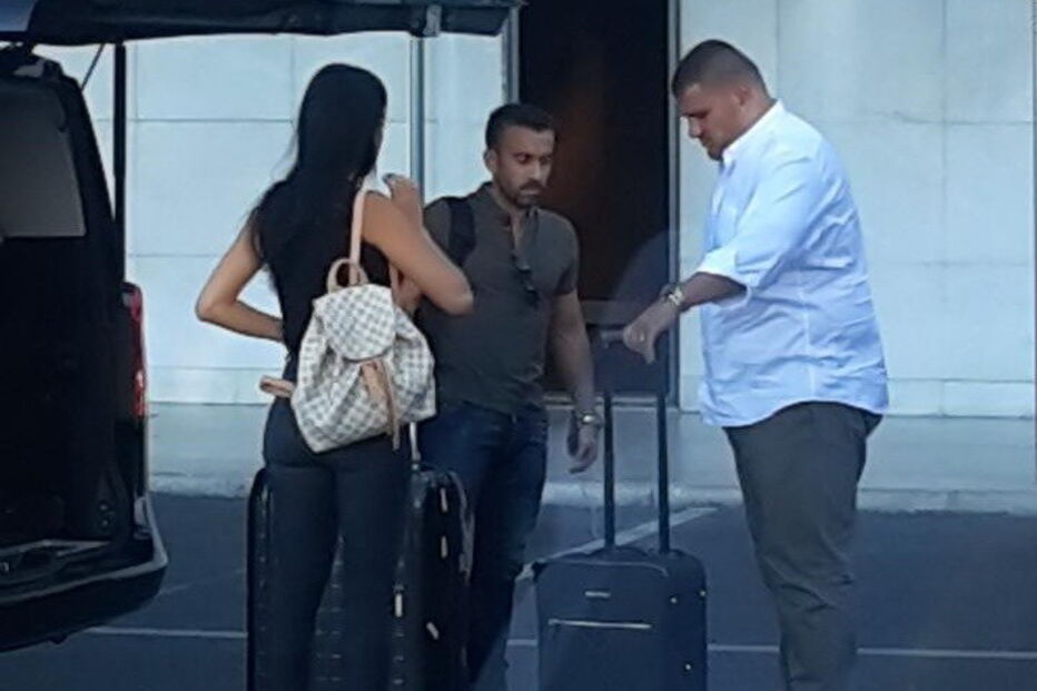 Georgina, Geo, CR7, gravidez, relação, amor, filho, grávida, jogador, real madrid, portugal, aeroporto, Cristiano Ronaldo