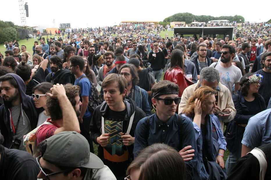 Milhares assistiram aos concertos na primeira noite do Primavera Sound 2017