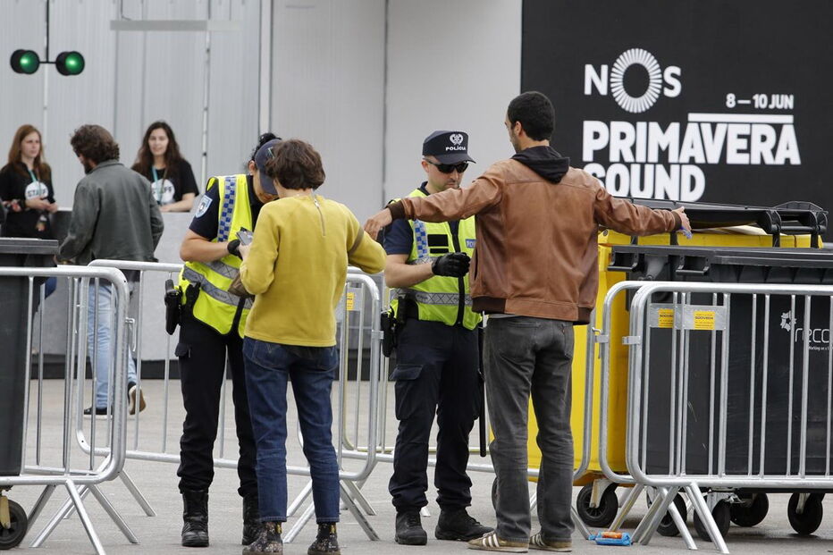 Milhares assistiram aos concertos na primeira noite do Primavera Sound 2017