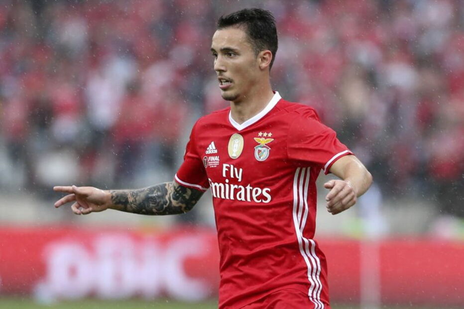 Grimaldo, de 21 anos, tem uma cláusula de rescisão de 60 milhões de euros  