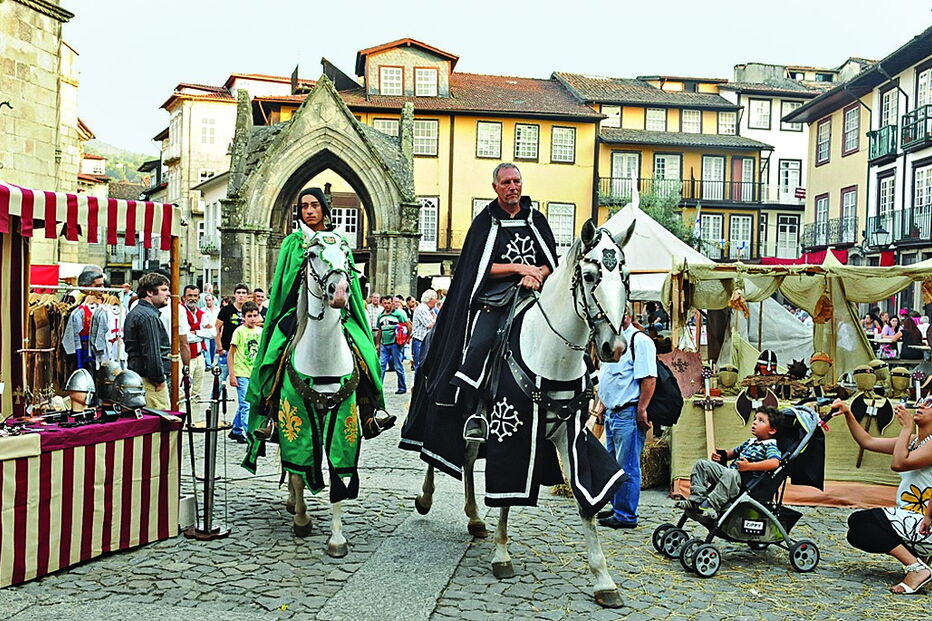 Feira Afonsina vai ter mais um dia e um novo espaço no Largo de Donães, onde haverá recriações históricas  