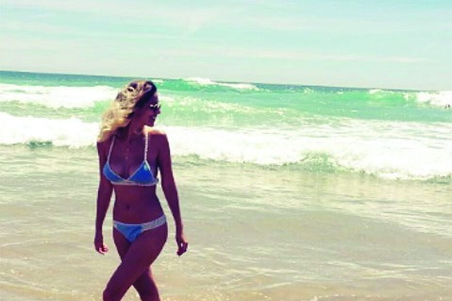 Marta Melro na praia 