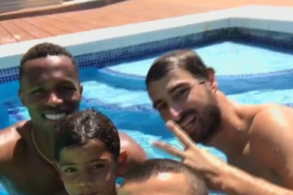 CR7 reage nas redes sociais