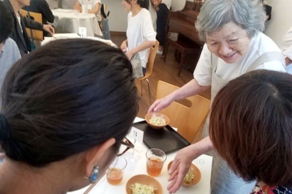 No Restaurante dos Pedidos Errados o prato principal é a boa disposição dos empregados