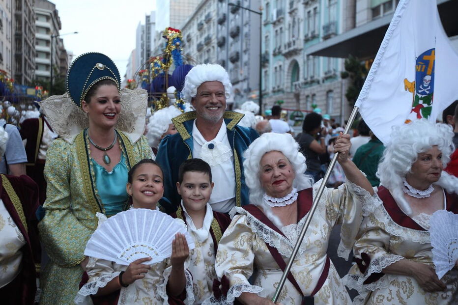 Ricardo Carriço e Maria Botelho Moniz foram padrinhos da marcha da Santa Casa