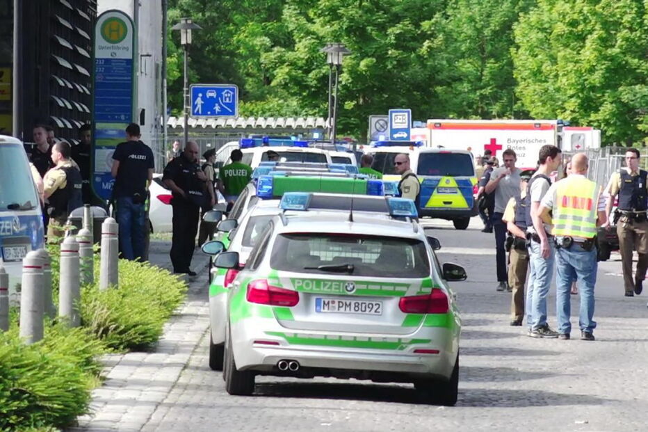 Polícia montou grande operação junto à estação de metro onde aconteceu o tiroteio