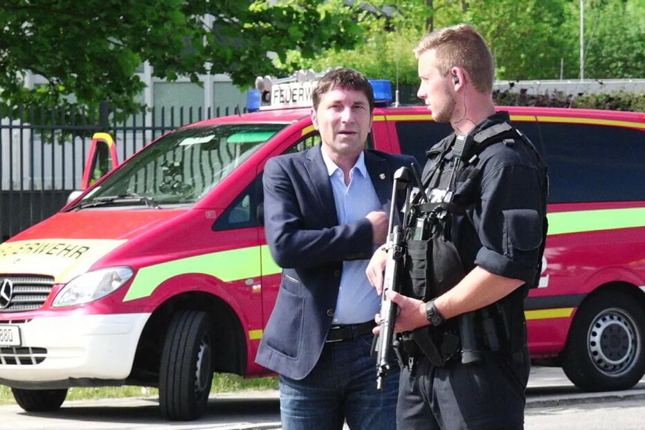 Polícia montou grande operação junto à estação de metro onde aconteceu o tiroteio