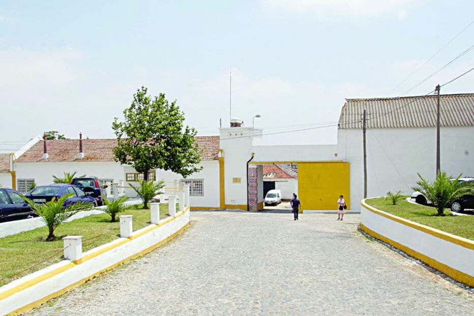 Guardas da cadeia suspeitaram 