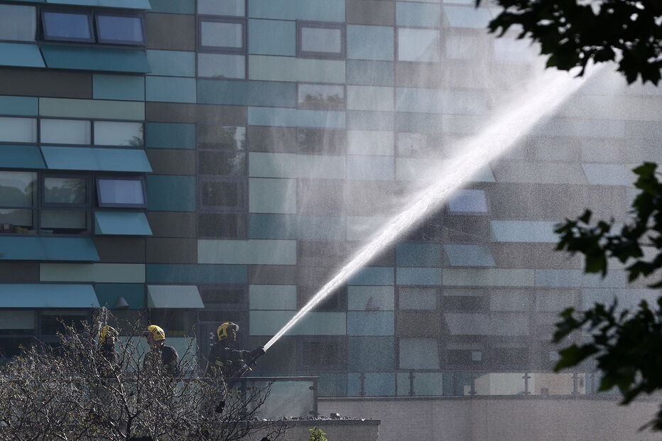 Residentes da Grenfell Tower viveram momentos de horror no fogo que destruiu o edifício em Londres
