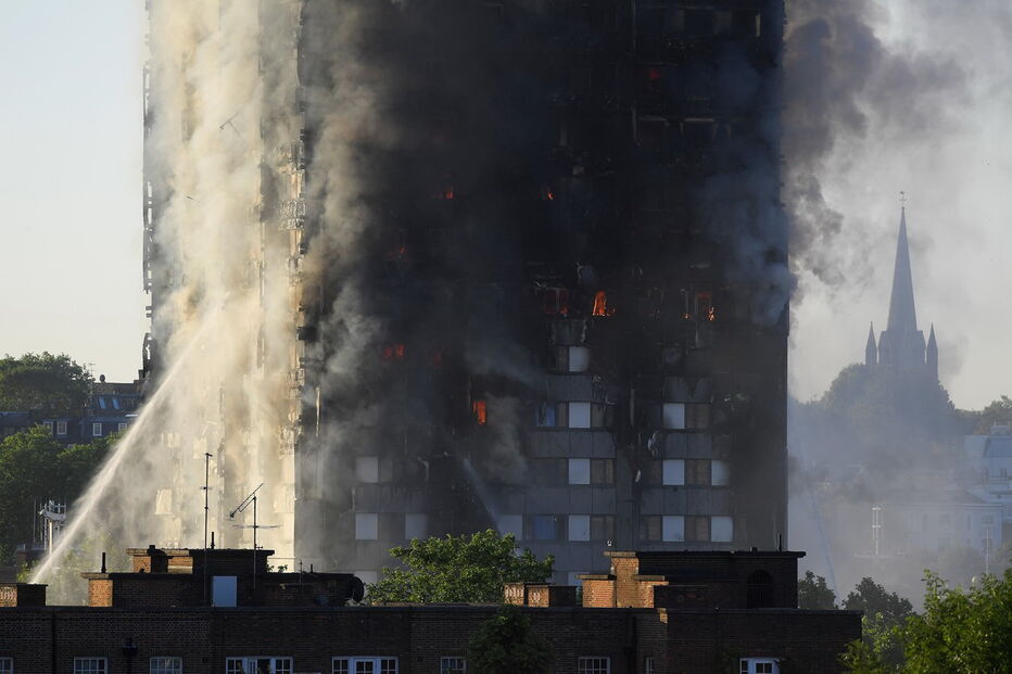 Residentes da Grenfell Tower viveram momentos de horror no fogo que destruiu o edifício em Londres