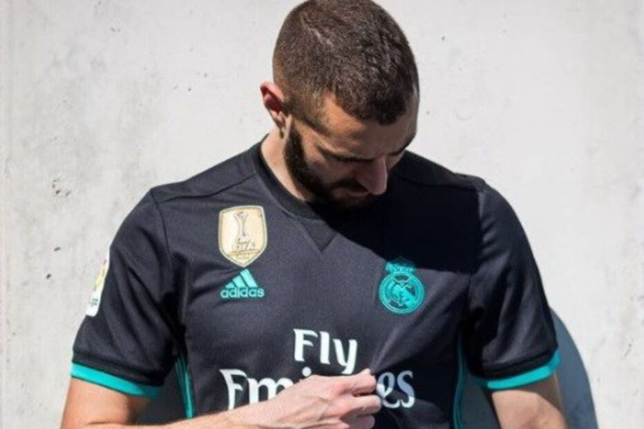 Real-Madrid-Away-Kit-2017-2018