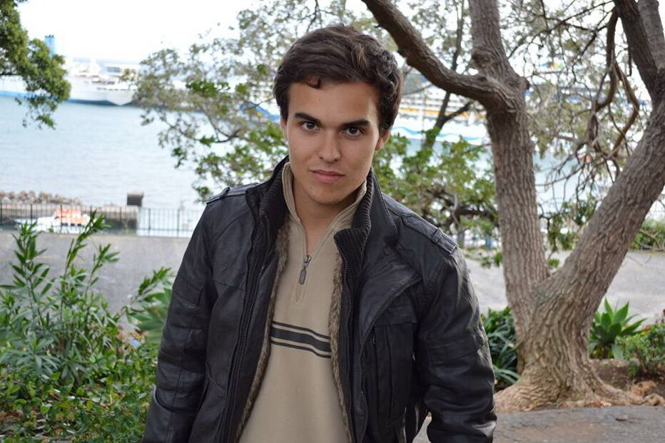 Francisco Ramos, de 20 anos, é músico e está a estudar na Royal Academy of Music. É natural do Funchal