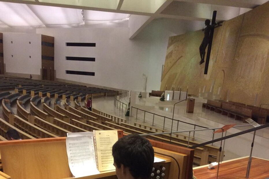 Francisco Ramos, de 20 anos, é músico e está a estudar na Royal Academy of Music. É natural do Funchal