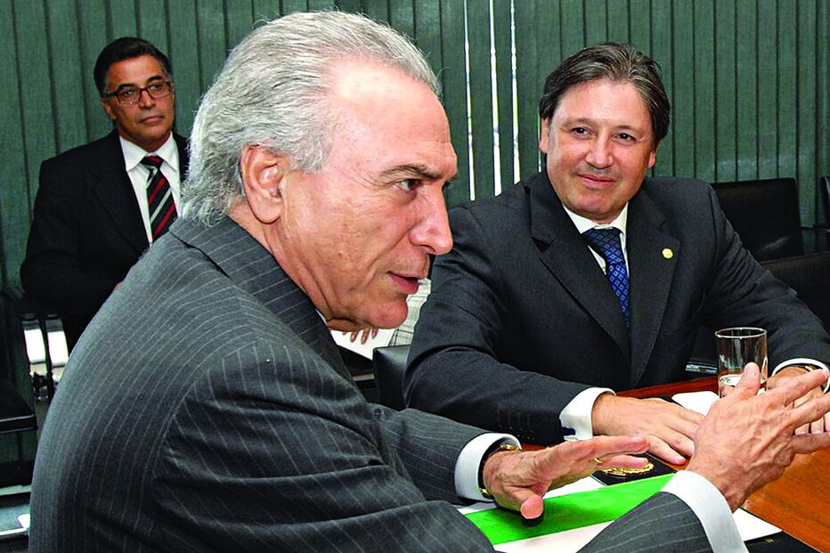 Presidente Michel Temer com Rodrigo Rocha Loures (PMDB-PR), que ficou conhecido como ‘o homem da mala’  