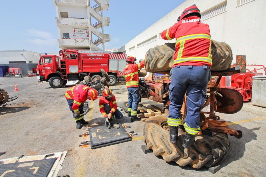 Bombeiros de Portimão, Faro, Beja, Filipe Pinto, Évora, País