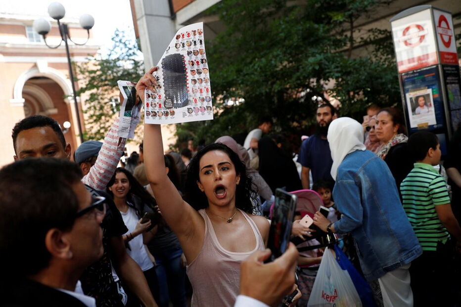 Manifestantes exigem verdade sobre todas as vítimas do incêndio na torre Grenfell