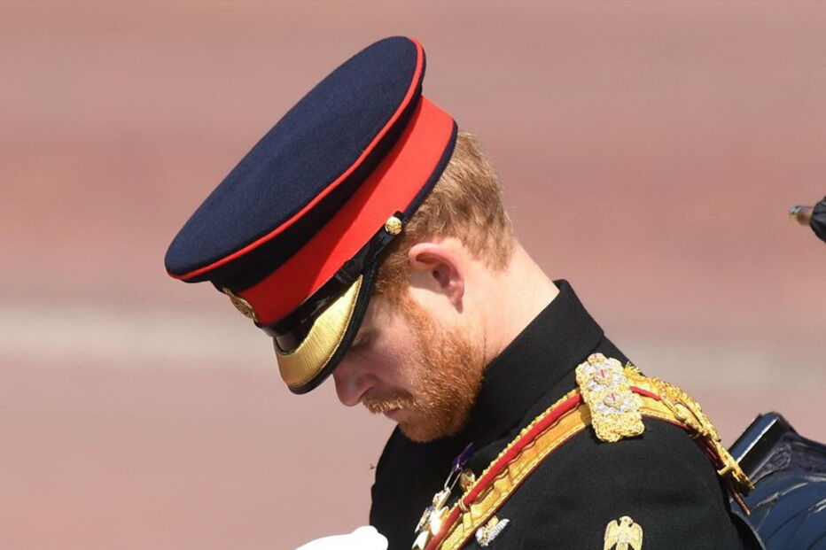 Parada em Londres celebrou os 91 anos da rainha Isabel II