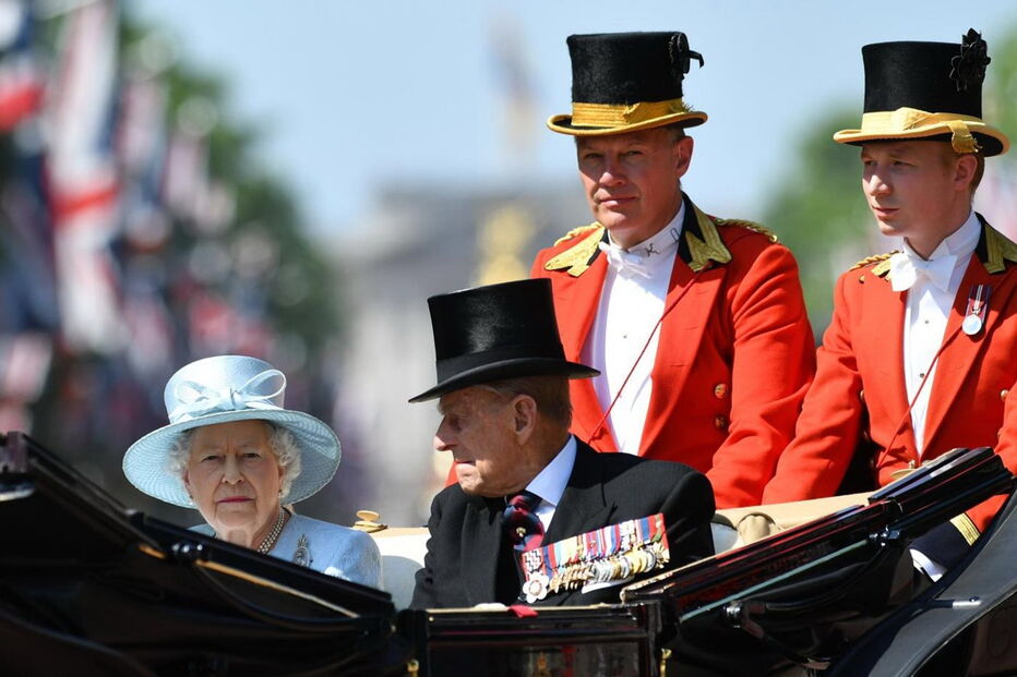 Parada em Londres celebrou os 91 anos da rainha Isabel II