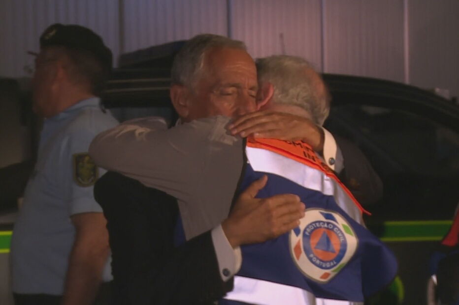 Marcelo Rebelo de Sousa no momento em chega ao teatro das operações
