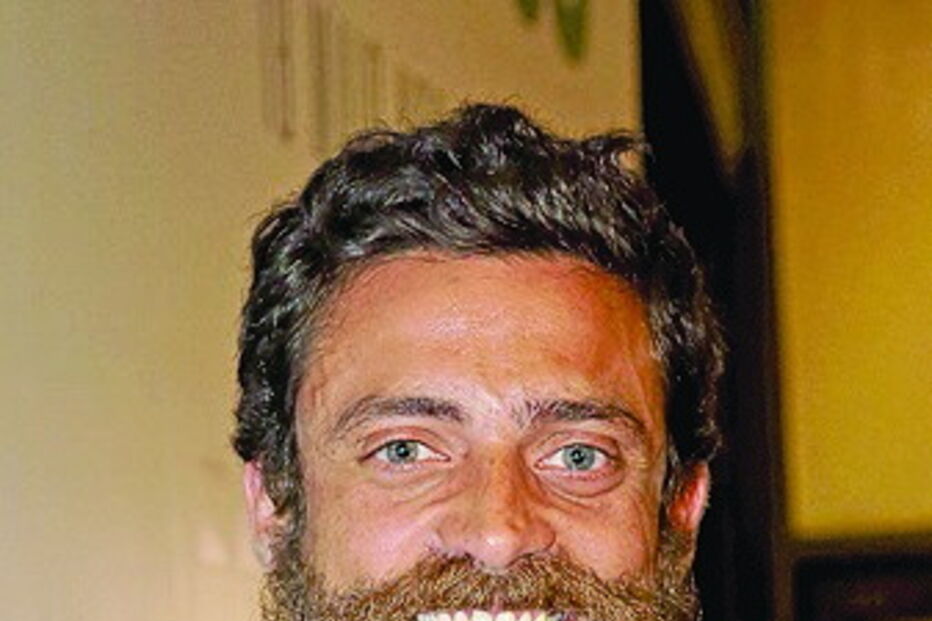 tribunal, atores, burlão, carros, luxo, santa maria da feira, Lourenço Ortigão, Diogo Amaral, RFS Motors, Arrifana