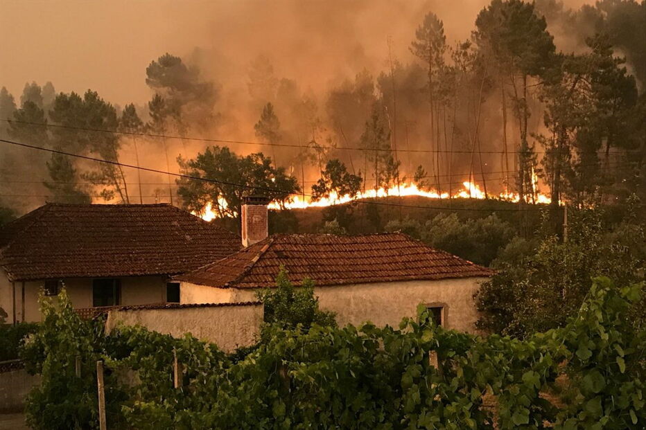 Pedrógão Grande, incêndio, combate, fogo, El Mundo, Portugal, Espanha, editorial