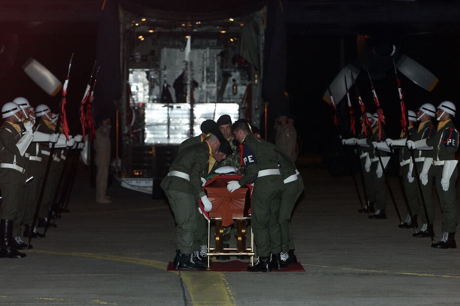 Corpo de Gil Paiva Benido chegou na madrugada de quarta-feira a Portugal