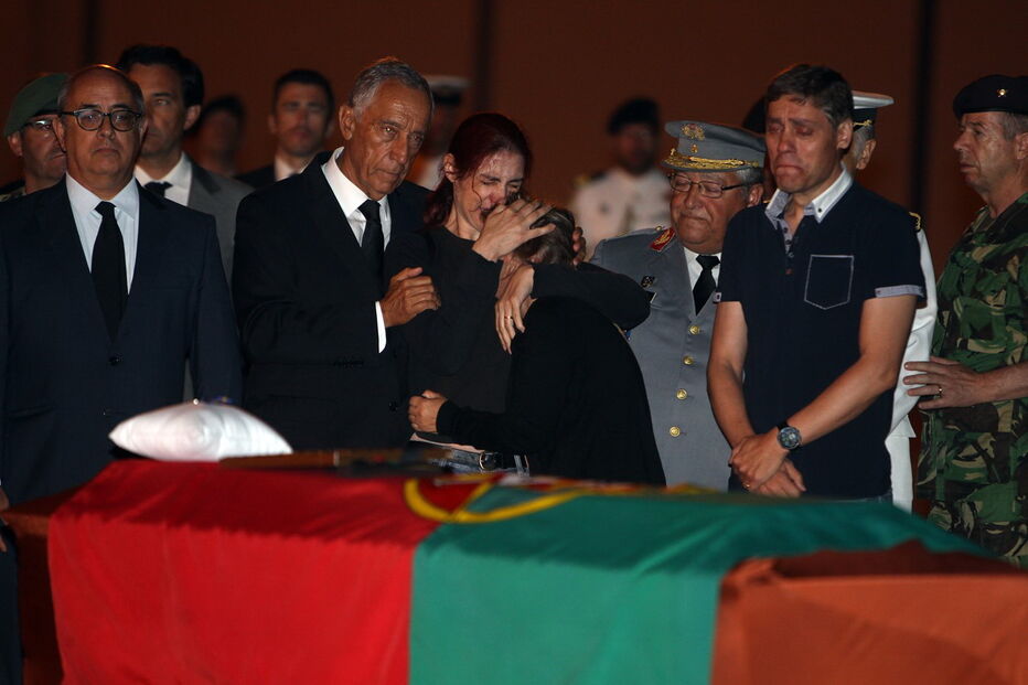 Corpo de Gil Paiva Benido chegou na madrugada de quarta-feira a Portugal