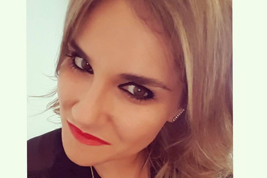 Cláudia Dias Gomes tem melhorado a imagem. Agora está mais magra e pintou o cabelo de louro