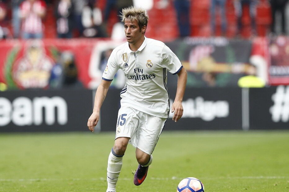 Fábio Coentrão ainda tem esperança de vestir a camisola do Sporting  