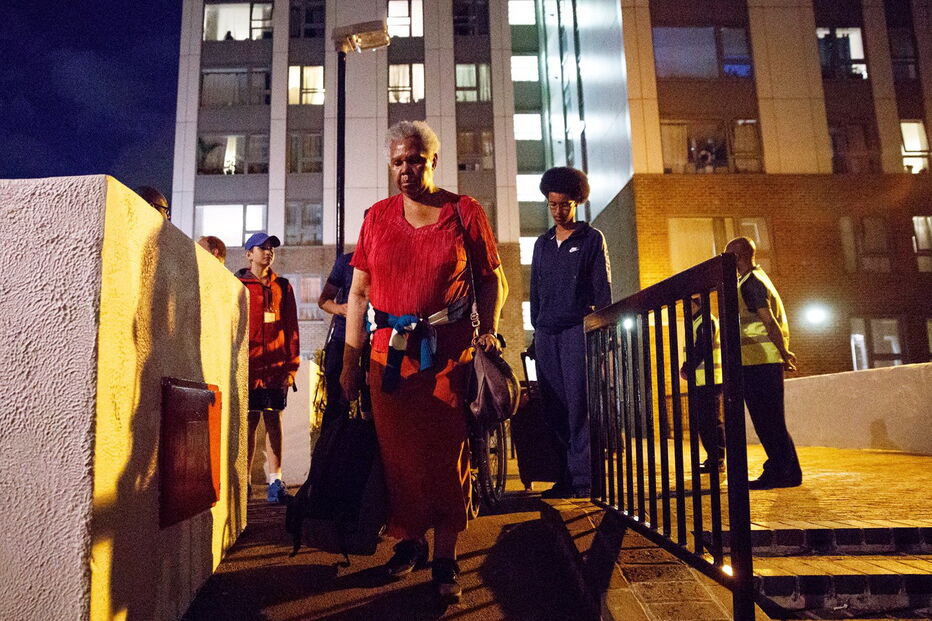 Mais de 4 mil pessoas foram obrigadas a abandonar edifícios em Camden   