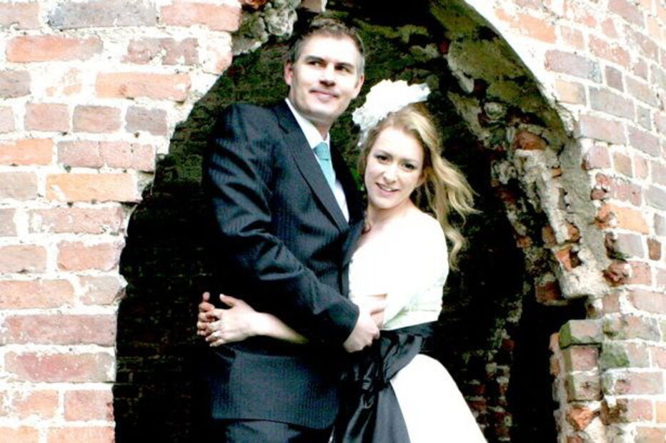 Lucinda sempre teve dores de cabeça ligeiras após o orgasmo mas achava que era 
